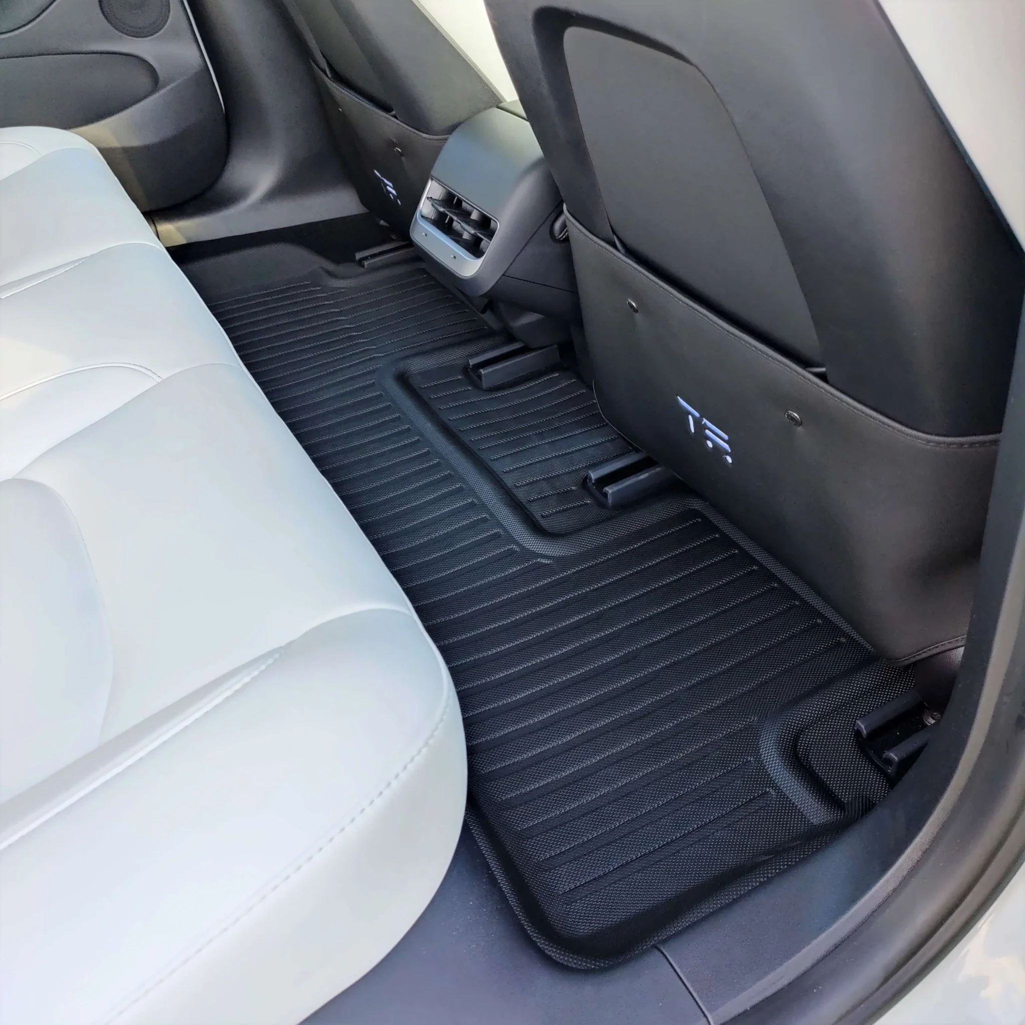 Allwetter Fußmatten Set "TAMAT" für Model Y - Image 4