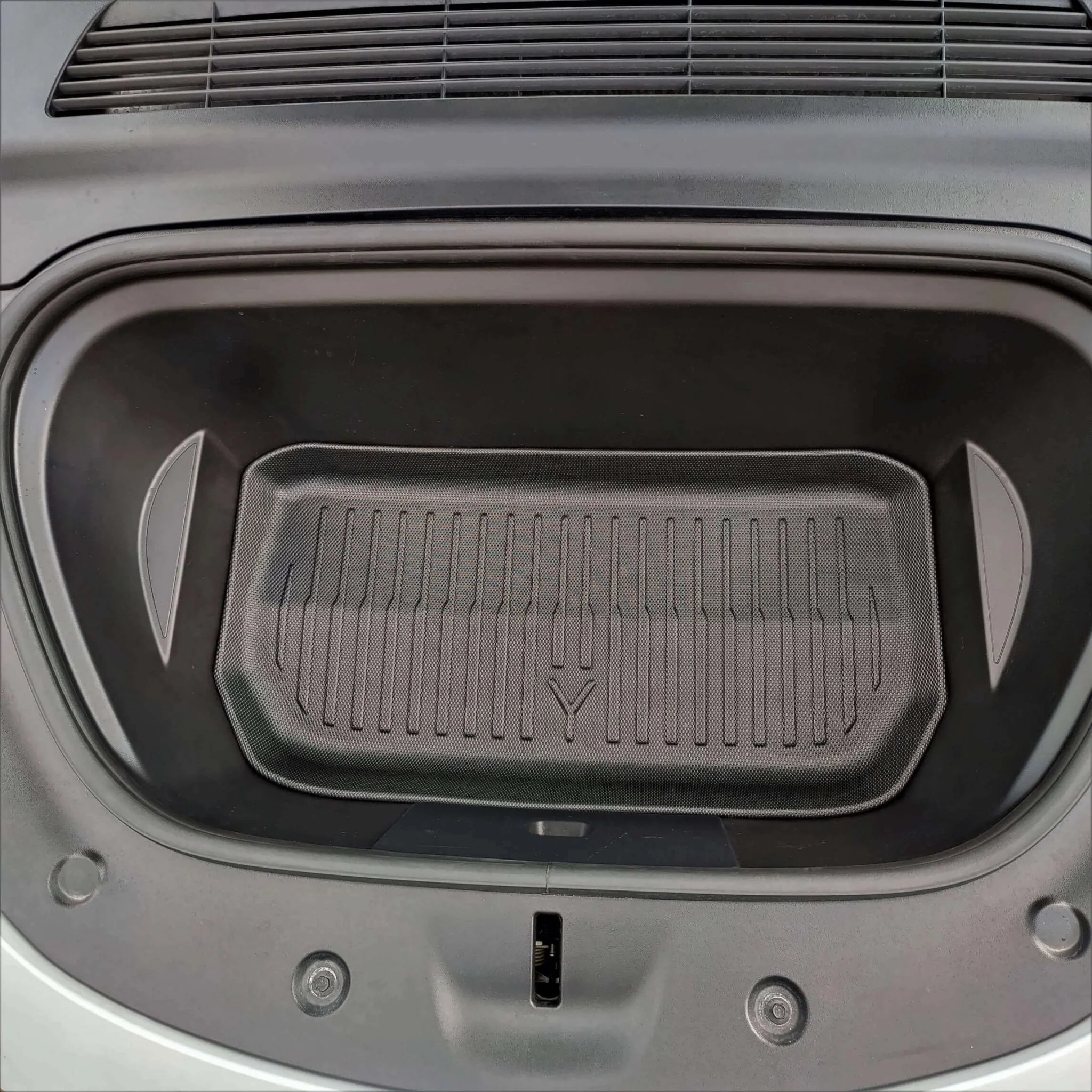 Gummimatte Frunk Model Y - Image 3